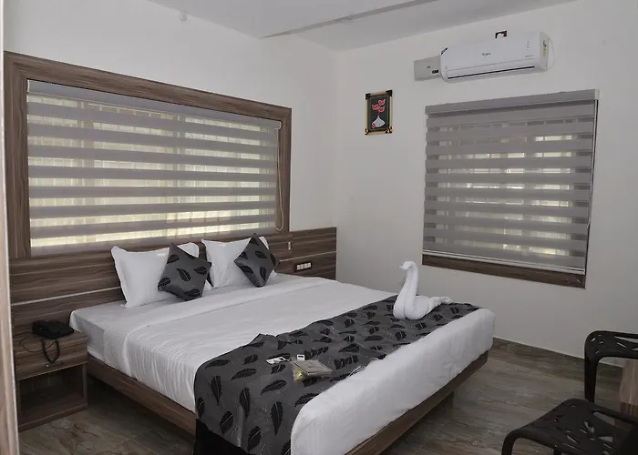 Suroor Tourist Home